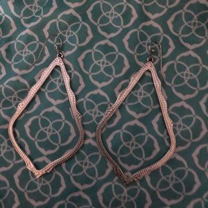Silver Kendra Scott Sophee drop earrings